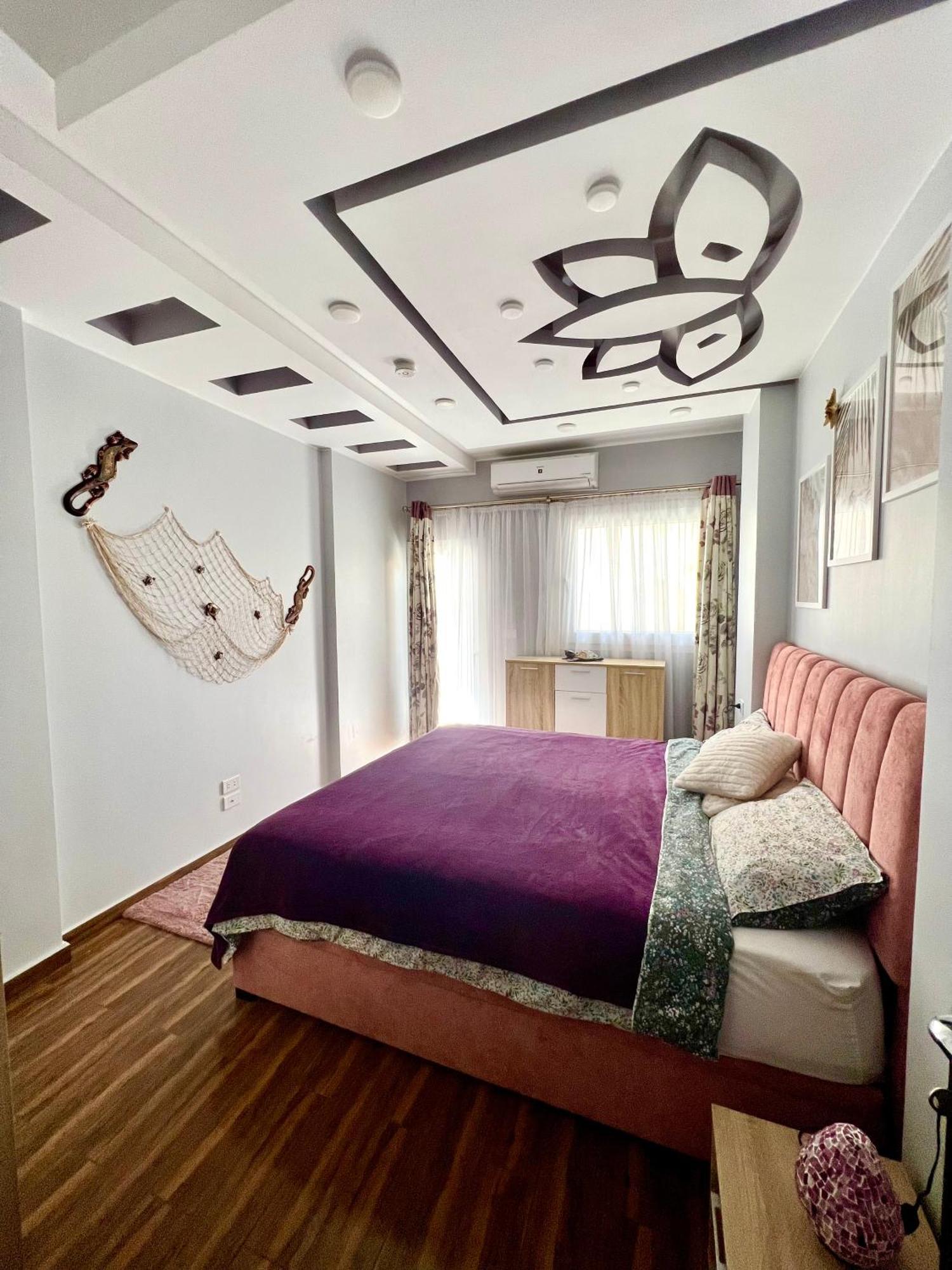 Graceland New In Center * Hurghada